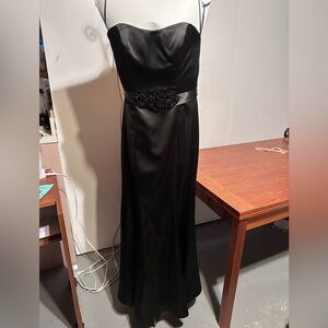 Gown Long Strapless Satin Fully Lined Godet Skirt Beaded Belt By Lazaro Size 6